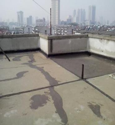 大同市漏水维修 楼顶漏水是什么原因，楼顶漏水维修方法是什么?